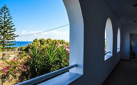 United Blue Resorts - White Sand
